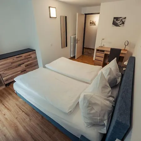 Central Flat Apartman *